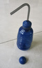 彎嘴灑水壺澆水壺擠壓式小型室內園藝工具長(cháng)嘴澆花多肉花卉擠壓壺 藍色手捏壺 曬單實(shí)拍圖