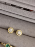 千葉珠寶黃金足金黃金鑲嵌鋯石耳釘百搭耳飾計(jì)價(jià)禮物送女友女神節(jié)禮物 金重約1.78g/黃金鑲鋯養(yǎng)耳針 足金耳釘/支持多退少補(bǔ) 曬單實(shí)拍圖