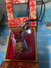 QUAMER老鳳凰金店款黃金色項(xiàng)鏈女轉(zhuǎn)運(yùn)珠金色坨小胖福長(zhǎng)命鎖掛墜999寶 平安鎖吊墜+六福金珠+黑繩 曬單實(shí)拍圖