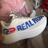 R2 REAL RUNr2跑步鞋專(zhuān)業(yè)跑正版減震耐磨馬拉松悠跑2.0碳板跑鞋男女款運動(dòng)鞋 經(jīng)典白 【正碼直拍】 38.5 (240mm) 曬單實(shí)拍圖