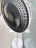 美的（Midea）七葉輕音電風扇 家用風扇 落地扇 立式節(jié)能搖頭宿舍電扇 強風降溫循環(huán)柔風自然風桌面小風扇 【35cm遙控款】黑色 強勁動力 曬單實拍圖