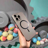 【嚴選好物】適用蘋果16Pro手機殼原裝iPhone15promax磁吸防摔套 【鈦金色】彈扣鋁合金超防摔*自帶鏡頭膜*實色 iPhone 16 pro 曬單實拍圖