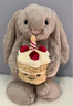 Jellycat害羞生日米色邦尼兔動(dòng)物毛絨玩偶安撫禮物送禮娃娃生日新婚禮物 褐色 Medium 曬單實(shí)拍圖