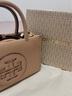 Tory Burch湯麗柏琦【季末禮遇】ELLA BIO 迷你手提斜挎托特包TB 145613 淺沙色 200 OS 曬單實(shí)拍圖