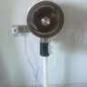 創(chuàng)維【全屋驅(qū)蚊】空氣循環(huán)扇家用電風扇落地扇2025新款大風量語音遙控輕音節(jié)能臥室小風扇Q522 白咖色 曬單實拍圖