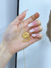 中國珠寶 SINO GEM古法黃金吊墜金鎖項(xiàng)鏈足金福字兒童平安鎖寶寶金鎖百天周歲禮物 足金祥云鎖吊墜+品牌禮盒 金重約1.2g，贈(zèng)S925銀鏈 曬單實(shí)拍圖