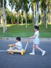 樂的 小黃鴨兒童扭扭車1-3歲可坐大人搖搖防側(cè)翻周歲禮物V7+推桿+拖斗 曬單實拍圖