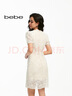 bebe【經(jīng)典延續(xù)】夏季新款女士氣質(zhì)蕾絲V領(lǐng)紐扣連衣裙250020 本白 XS 曬單實(shí)拍圖