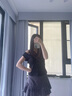 妙奕嘉黑色v領(lǐng)上衣女設(shè)計感性感純欲辣妹短袖夏季2025新款修身t恤一字肩 修身V領(lǐng)褶皺設(shè)計感短袖【黑色】 XL 【建議115斤以內(nèi)】 曬單實拍圖