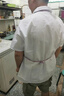 勤度學(xué)校食堂人員工作服廚房工衣廚師短袖男女后廚透氣夏裝幼兒園烘培 白色長袖反領(lǐng)棉布+布帽子+圍裙 M 曬單實(shí)拍圖