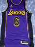 NIKE耐克NBA官方-湖人隊(duì)勒布朗詹姆斯男球衣速干籃球服夏季DO9530-505 湖人/詹姆斯速干球衣（紫色） L 曬單實(shí)拍圖