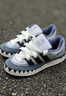 adidas萬(wàn)圣節系列 鯊魚(yú)面包鞋 ADIMATIC經(jīng)典滑板鞋阿迪達斯三葉草 清澈灰/傳奇墨水藍/白 39 曬單實(shí)拍圖