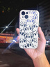 圣圖朗新款可愛小兔堆適用iPhone16plus蘋果15PromAX手機殼液態(tài)硅膠13AI按鍵全包11磁吸14情侶12植絨保護 液態(tài)硅膠【小兔堆】古董白 iPhone 13 曬單實拍圖