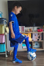 卡爾美（KELME）兒童足球鞋男TF碎釘比賽球鞋男女童透氣學(xué)生防滑耐磨足球鞋 寶藍 31 曬單實(shí)拍圖