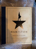現貨 漢密爾頓 大革命 幕后設定集 臺詞本 英文原版 Hamilton: The Revolution 百老匯音樂(lè )劇 幕后花絮 精做毛邊 曬單實(shí)拍圖