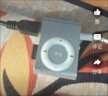 迷你隨心聽 插卡金屬夾子MP3播放器 C鍵無屏迷你跑步 健身運(yùn)動(dòng)學(xué)生 MP3隨身聽 黑色【紙盒+充電線+耳機(jī) 1G歌卡】 曬單實(shí)拍圖