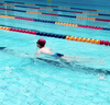 速比濤（Speedo）兒童泳帽青少年游泳訓(xùn)練舒適不勒防水硅膠泳帽 紅色/白色 曬單實(shí)拍圖