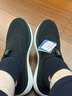 斯凱奇（Skechers）男鞋透氣網(wǎng)面閃穿健步鞋輕便緩震一腳蹬運動(dòng)休閑鞋 BKGD黑白 42 曬單實(shí)拍圖