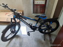 鳳凰（Phoenix） 山地自行車(chē)成年人男士女士學(xué)生變速減震油剎線(xiàn)剎山地車(chē)自行車(chē) 黑藍/三刀輪/鋁合金車(chē)架/藍圖 24寸（身高145-170左右） 24速數字指撥/默認線(xiàn)碟可改油碟 曬單實(shí)拍圖