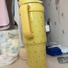 COOKSS巨無(wú)霸水杯保溫杯大容量女學(xué)生便攜冰霸杯高顏值吸管水杯水壺女生 黃色波點(diǎn) 1000ml 曬單實(shí)拍圖