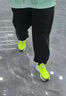 牧童牛兒童碳板鞋男童鞋子2025春秋新款網(wǎng)面鞋旋轉(zhuǎn)扣大童運(yùn)動跑步鞋 熒光綠 38 內(nèi)長約23.5CM 曬單實(shí)拍圖