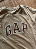Gap【情人節(jié)】男女裝夏季拼接logo圓領短袖T恤寬松上衣460841 卡其色 180/100A(XL) 亞洲尺碼 曬單實拍圖