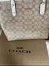 蔻馳（COACH）【禮物】【官方】奧萊女士女包經(jīng)典標志CITY拉鏈托特包老花city30 淺卡其色/粉筆白色 曬單實拍圖