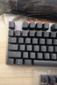 羅技（Logitech）K845機械鍵盤 有線鍵盤 辦公電腦打字鍵盤  電競游戲發(fā)光全尺寸個性化定制鍵帽 K845茶軸+黑莓透光鍵帽+桌墊 曬單實拍圖