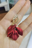 Qlady氣質(zhì)紅色花朵耳環(huán)女氣質(zhì)高級(jí)感耳釘女2024新款小眾輕奢新年耳飾 曬單實(shí)拍圖