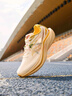Saucony索康尼SLAY全速2跑步鞋女碳板競(jìng)速緩震回彈訓(xùn)練鞋米黃38 曬單實(shí)拍圖