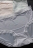 浪莎冰絲無(wú)痕裸感蕾絲內(nèi)褲女夏季薄款三角褲衩性感純欲抗菌棉甜美少女 【4條混色】·冰絲超薄裸感 L /165（100-120斤） 曬單實(shí)拍圖