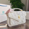 香港輕奢送女朋友禮物媽媽女士單肩包翻蓋斜挎包2025新款馬鞍包包 白色配禮盒 曬單實(shí)拍圖