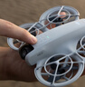 大疆（DJI）NEO 無(wú)人機(jī) ONE  NOE 掌上無(wú)人機(jī) ENO 便攜跟拍無(wú)人機(jī)小出天際入門(mén)級(jí)航拍高清專(zhuān)業(yè)航拍機(jī)小型新手 NEO 標(biāo)準(zhǔn)套裝（無(wú)遙控器） 官方標(biāo)配 官方標(biāo)配 曬單實(shí)拍圖