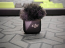 大疆 DJI Mic Mini 一拖一 Type-C/相機版無線降噪戶外采訪直播vlog收音紐扣式領(lǐng)夾麥克風 曬單實拍圖