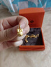 六桂福珠寶黃金吊墜蝴蝶結(jié)鈴鐺女3D硬金足金項(xiàng)鏈女在逃公主手鏈七夕禮物項(xiàng)鏈 吊墜款(配銀鏈) 1.35g【A款響鈴款】 曬單實(shí)拍圖