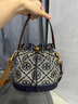 湯麗柏琦（Tory Burch）經(jīng)典手提包波士頓包女士水桶包斜挎包 送女友節日送禮 皇家海軍藍：中桶21*21*12 曬單實(shí)拍圖