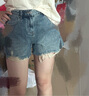 UR2025夏季新款女裝時(shí)髦街頭感破洞毛須牛仔短褲UYY850127 天藍(lán) 26 曬單實(shí)拍圖