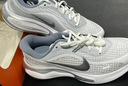耐克（NIKE）官方JOURNEY RUN男子公路專(zhuān)業(yè)跑步鞋秋季緩震反光FN0228 104白/金屬銀/黑/灰石板藍(lán)/賽車(chē)藍(lán) 42 曬單實(shí)拍圖