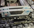 美商海盜船（USCORSAIR）64GB(32Gx2)套裝 DDR5 6400 臺(tái)式機(jī)內(nèi)存條 復(fù)仇者 RGB SL 燈條 白色 海力士A-die顆粒 C32 曬單實(shí)拍圖