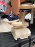 雅迪（yadea）電動(dòng)車摩登光芒兒童座椅前置通配型寶寶椅安全避震電瓶車兒童座椅包圍款-米白色 曬單實(shí)拍圖
