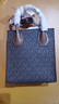 邁克.科爾斯（MICHAEL KORS）mk女包 Mercer迷你老花琴譜包單肩包棕35T1GM9C0I【熱銷】 七夕 曬單實(shí)拍圖