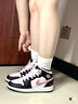 耐克（NIKE）球鞋定制  Air Jordan 1 Mid AJ1黑粉莓果中幫復古女子籃球鞋 黑粉莓果 定制款不支持退換 贈送 35.5 全新 假一賠三 曬單實(shí)拍圖