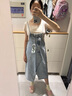 CHUU牛仔背帶連衣裙女2025秋夏季新品石磨水洗不規(guī)則高個子中長裙 淺牛仔藍(lán) 均碼 曬單實拍圖