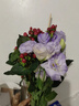 京東鮮花產地倉直發(fā)隨機色玫瑰花10枝+紅豆5枝+桔梗花2枝3束組合鮮花花束 曬單實拍圖