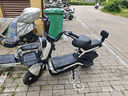 愛瑪電動(dòng)自行車酷系列耐用大骨架長(zhǎng)續(xù)航80km大踏板運(yùn)輸承重大鉛酸電動(dòng)自行車 影月白 曬單實(shí)拍圖