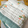 棉加加（Cotton++）紗布浴巾6層?jì)雰杭兠迣殞毴?00%新生兒童3-6-12歲洗澡包被裹巾 花兔綠【a類6層一體超柔110*110 cm拉伸尺寸 曬單實(shí)拍圖