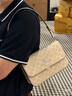 蔻馳（COACH）【禮物】奧萊女士夏季女包經(jīng)典標(biāo)志老花BRYNN單肩斜挎包麻將包 IM/胡桃木色/黑色 曬單實(shí)拍圖