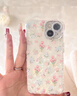 瑪爾扎 貝殼紋郁金香花朵適用蘋(píng)果16ProMax手機殼iPhone15新款14pro小眾高級感13自帶鏡頭膜12女款硅膠 白底貝殼紋 郁金香花束-自帶鏡頭膜 iPhone 16 Plus 曬單實(shí)拍圖