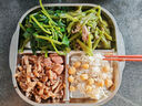 美廚（MAXCOOK）304不銹鋼餐盤飯盒分格 卡通快餐盤學生餐盒減脂餐盤 方形3格（卡皮巴拉）MCWA3413 曬單實拍圖