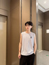 名創(chuàng)優(yōu)品（MINISO）冰絲背心男夏季透氣網(wǎng)眼涼感防曬無(wú)袖t恤運(yùn)動(dòng)跑步戶(hù)外健身馬甲薄 淺灰(迷宮方塊胸標(biāo)) L /175(名創(chuàng)優(yōu)品品控嚴(yán)格) 曬單實(shí)拍圖